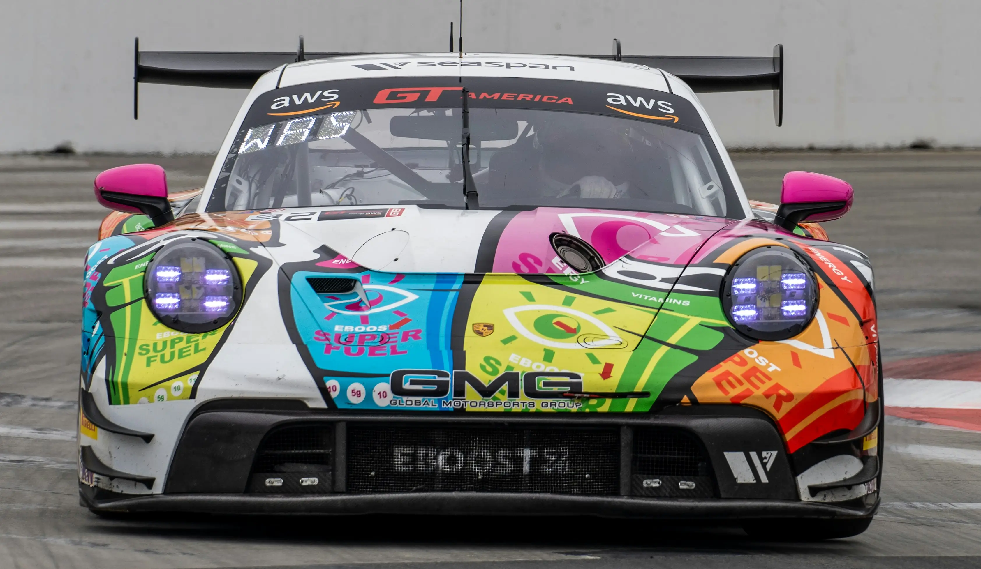 Porsche 911 GT3 992: track spec vs street spec — what changes.