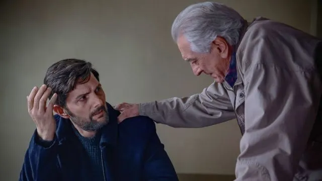 Robert De Niro & Adam Scott’s The Whisper Man Horror Movie Trailer Will Give You Nightmares