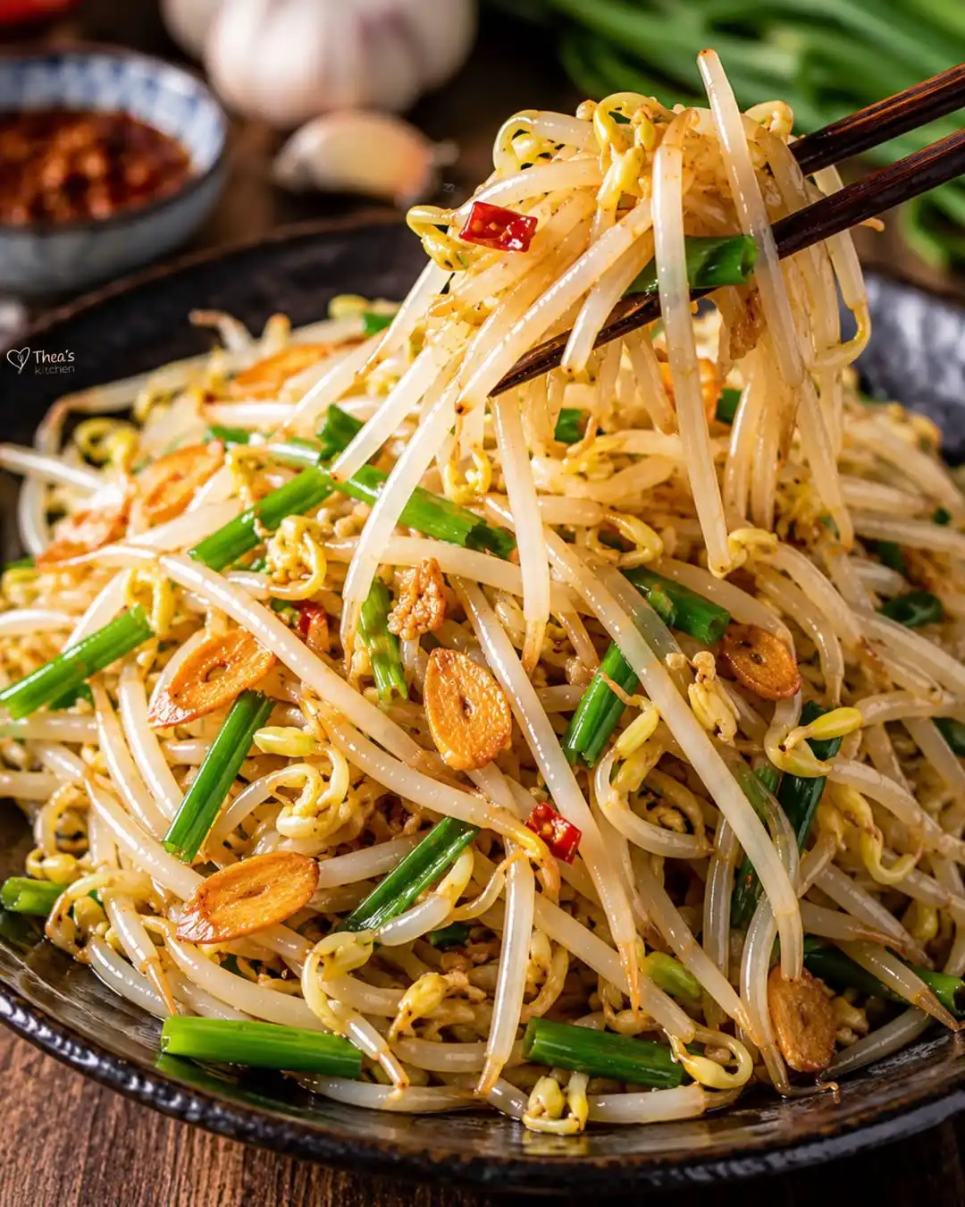 Garlic Bean Sprout Stir-Fry