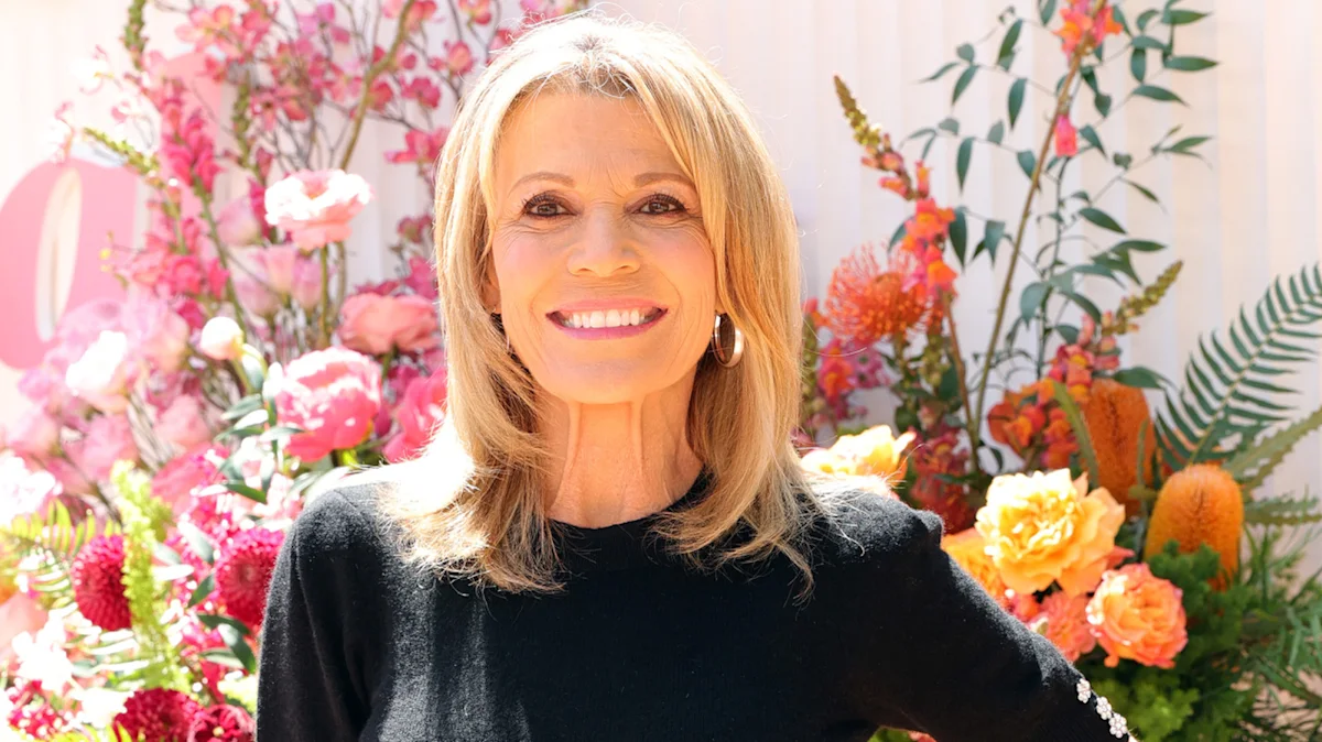 Vanna White Looks Simply Stunning Without Makeup